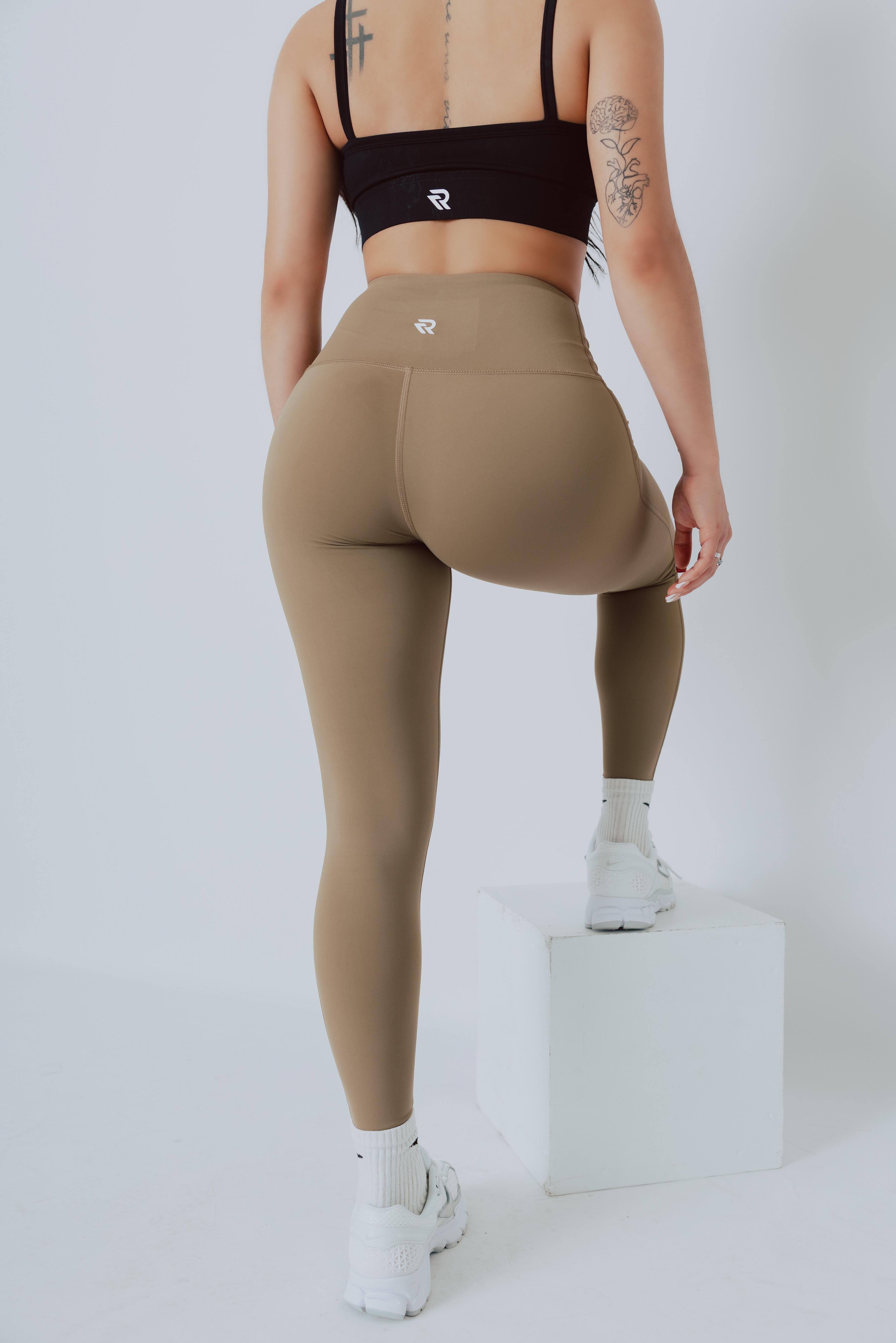 Essence Leggings