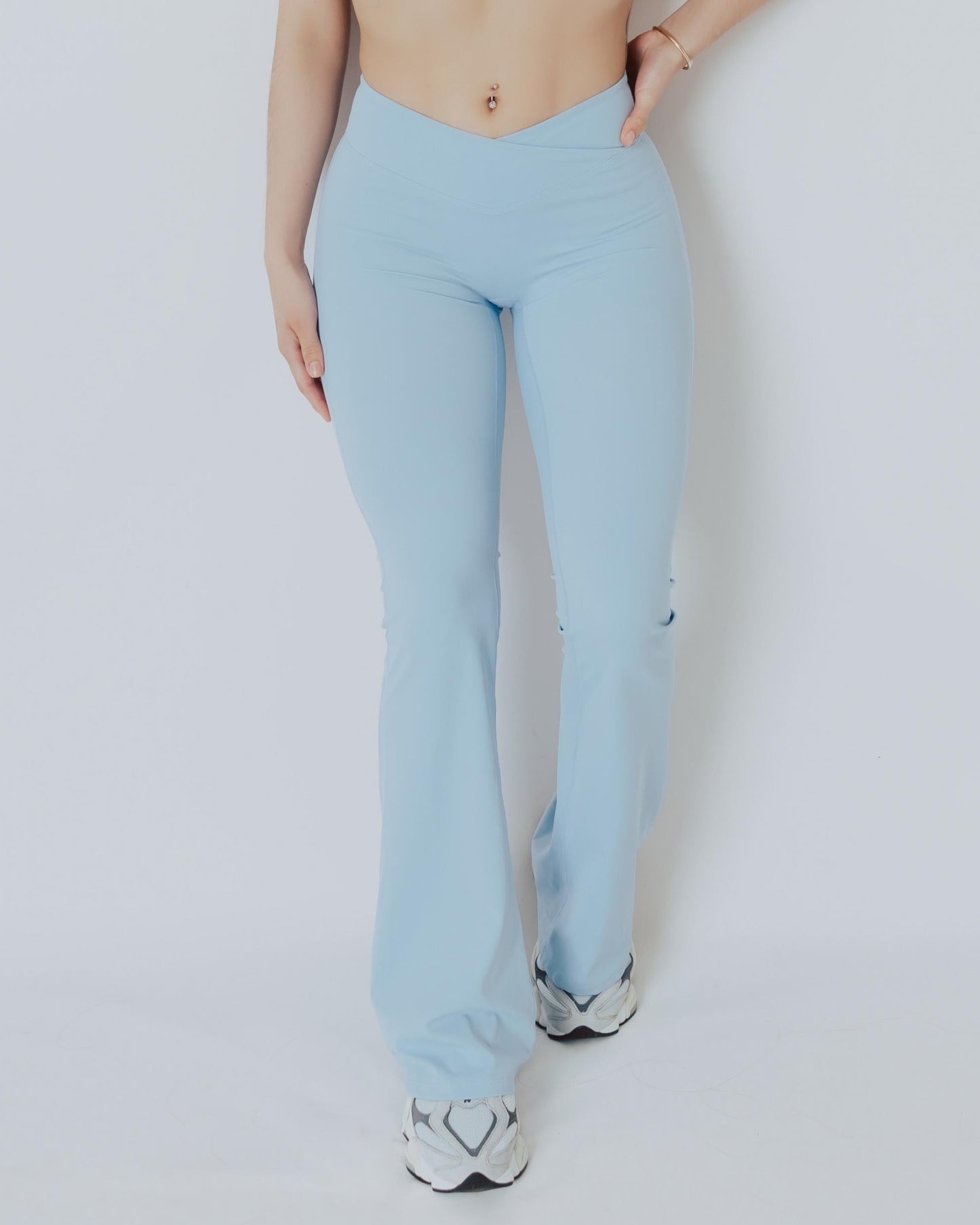 Evolve Flare Leggings - RENOVA